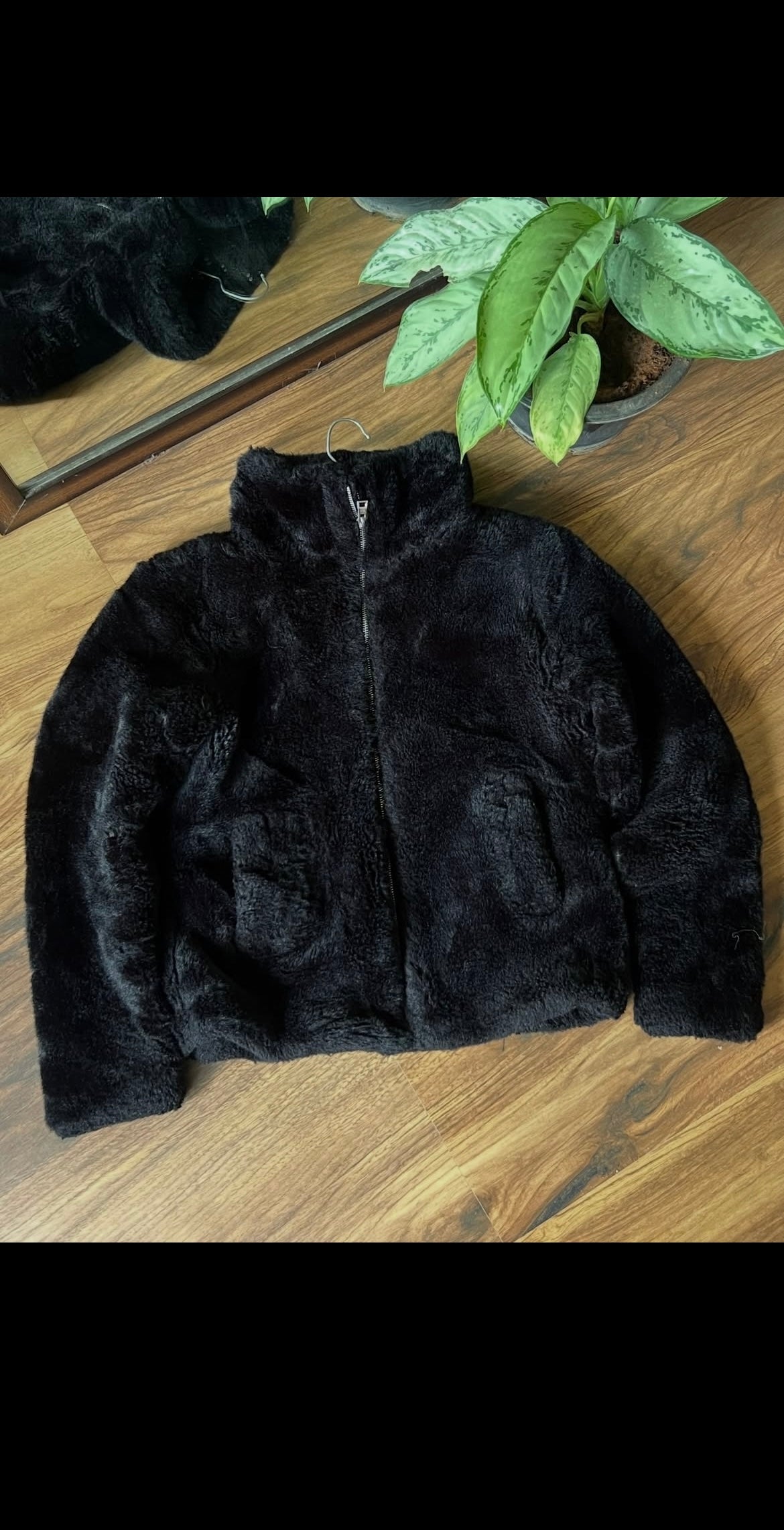 Fuzzy black boxy jacket – Dripon.
